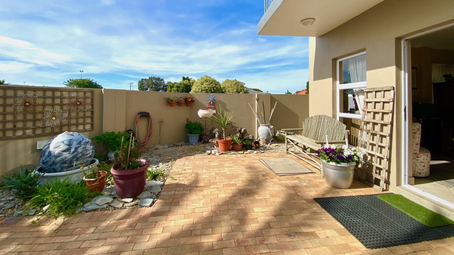 3 Bedroom Property for Sale in Velddrif Western Cape